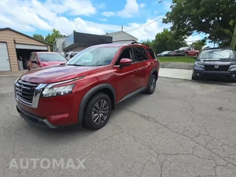 2022 Nissan Pathfinder SV