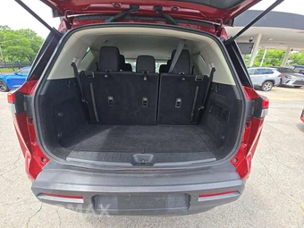 2022 Nissan Pathfinder SV - miniatura 12
