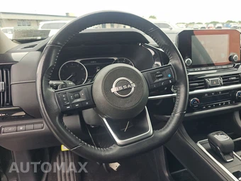 2022 Nissan Pathfinder SV – miniatura 10