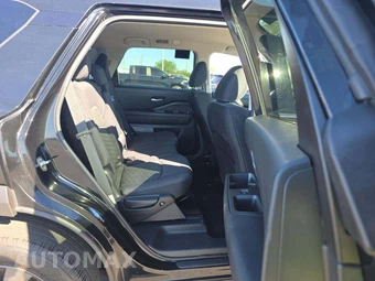 2022 Nissan Pathfinder SV – miniatura 14