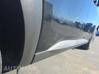 2022 Nissan Pathfinder SV – miniatura 23