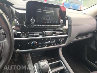 2022 Nissan Pathfinder SV – miniatura 7