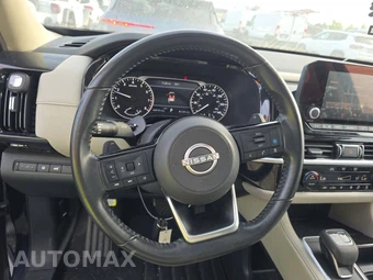 2022 Nissan Pathfinder SV - miniatura 10