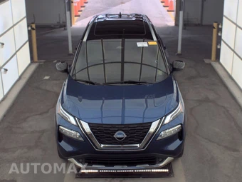 2022 Nissan Rogue Platinum - miniatura 2
