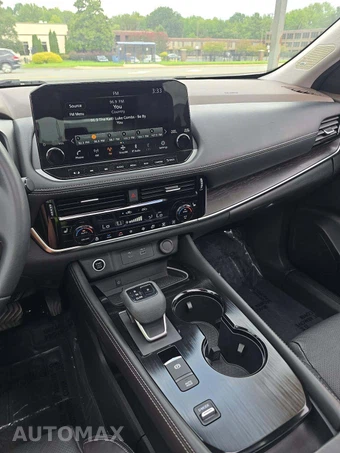 2022 Nissan Rogue Platinum - miniatura 10