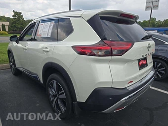 2022 Nissan Rogue Platinum - miniatura 2