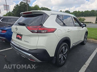 2022 Nissan Rogue Platinum - miniatura 3