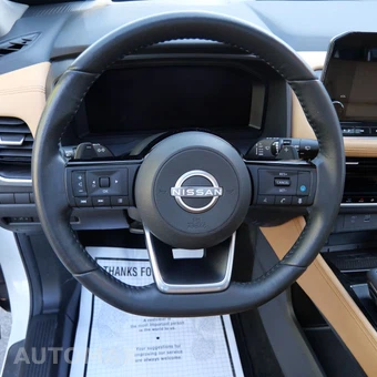 2022 Nissan Rogue Platinum - miniatura 17