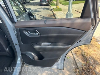 2022 Nissan Rogue Platinum - miniatura 27