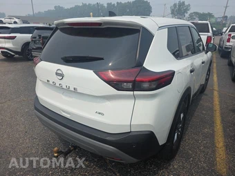 2022 Nissan Rogue S - miniatura 4