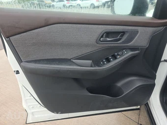 2022 Nissan Rogue S - miniatura 9