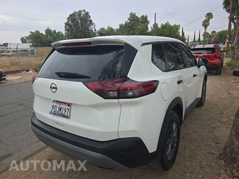 2022 Nissan Rogue S - miniatura 4