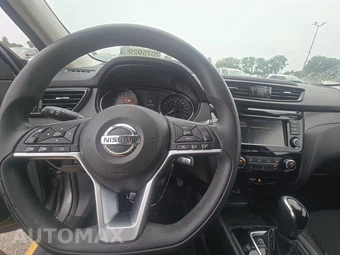 2022 Nissan Rogue Sport S - miniatura 11