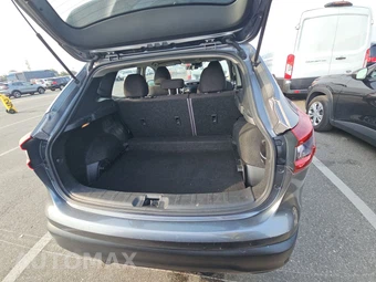 2022 Nissan Rogue Sport S - miniatura 16