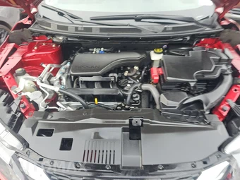 2022 Nissan Rogue Sport SL - miniatura 15