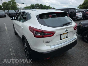 2022 Nissan Rogue Sport SL - miniatura 2