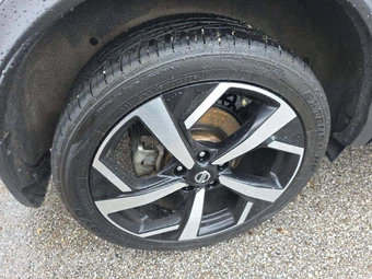 2022 Nissan Rogue Sport SL - miniatura 25