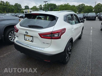 2022 Nissan Rogue Sport SL - miniatura 3