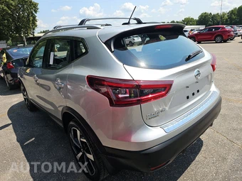 2022 Nissan Rogue Sport SL - miniatura 6