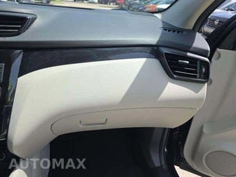 2022 Nissan Rogue Sport SL - miniatura 16