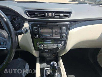 2022 Nissan Rogue Sport SL - miniatura 7