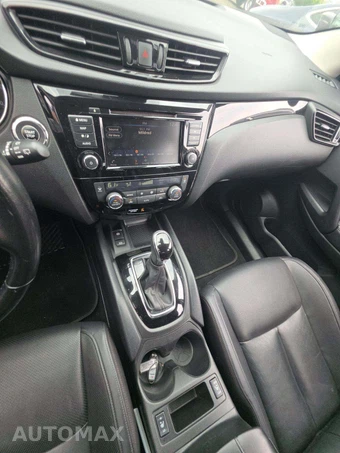 2022 Nissan Rogue Sport SL - miniatura 10