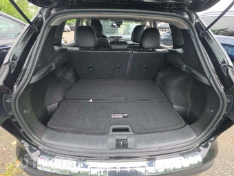 2022 Nissan Rogue Sport SL - miniatura 14