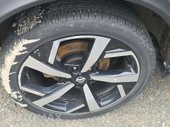 2022 Nissan Rogue Sport SL - miniatura 25