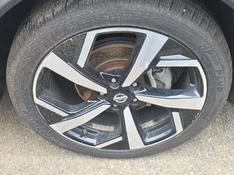 2022 Nissan Rogue Sport SL - miniatura 28