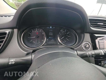 2022 Nissan Rogue Sport SL - miniatura 9