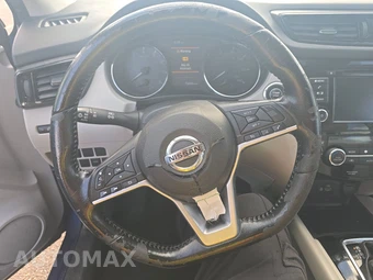 2022 Nissan Rogue Sport SV - miniatura 10
