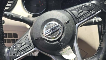 2022 Nissan Rogue Sport SV - miniatura 28