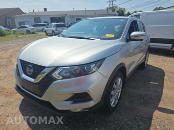 2022 Nissan Rogue Sport SV