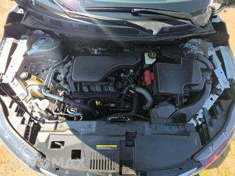 2022 Nissan Rogue Sport SV - miniatura 30