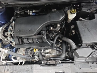 2022 Nissan Rogue Sport SV - miniatura 12