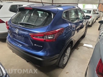 2022 Nissan Rogue Sport SV - miniatura 4