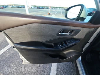 2022 Nissan Rogue SV - miniatura 9