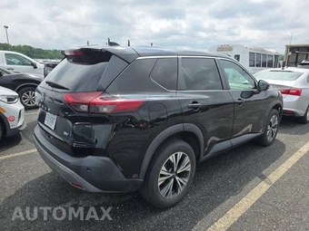 2022 Nissan Rogue SV – miniatura 4