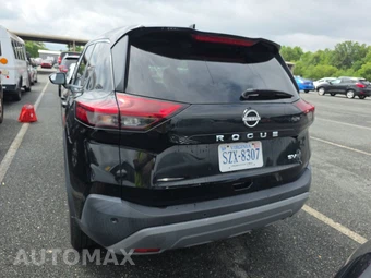 2022 Nissan Rogue SV – miniatura 5
