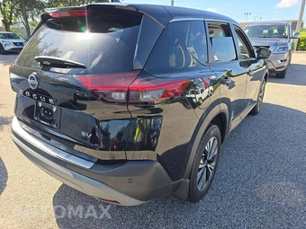 2022 Nissan Rogue SV - miniatura 3