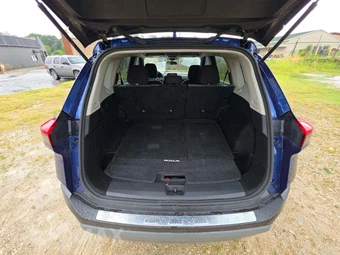 2022 Nissan Rogue SV – miniatura 11
