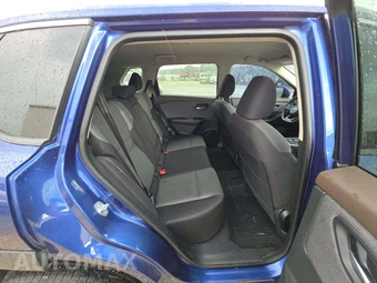 2022 Nissan Rogue SV – miniatura 13
