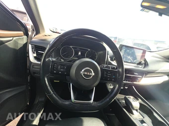 2022 Nissan Rogue SV - miniatura 11