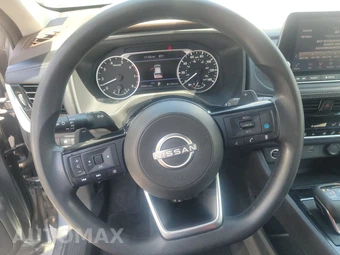 2022 Nissan Rogue SV - miniatura 10