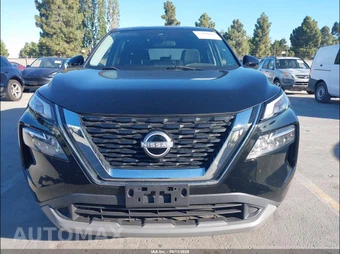 2022 Nissan Rogue SV - miniatura 5