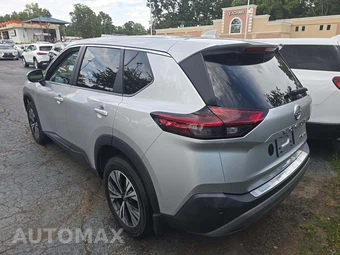 2022 Nissan Rogue SV - miniatura 2