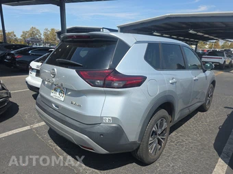 2022 Nissan Rogue SV - miniatura 4