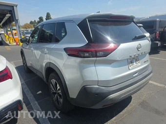 2022 Nissan Rogue SV - miniatura 6
