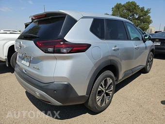 2022 Nissan Rogue SV - miniatura 4