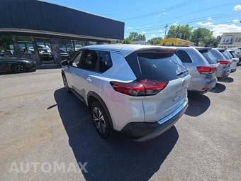 2022 Nissan Rogue SV – miniatura 2
